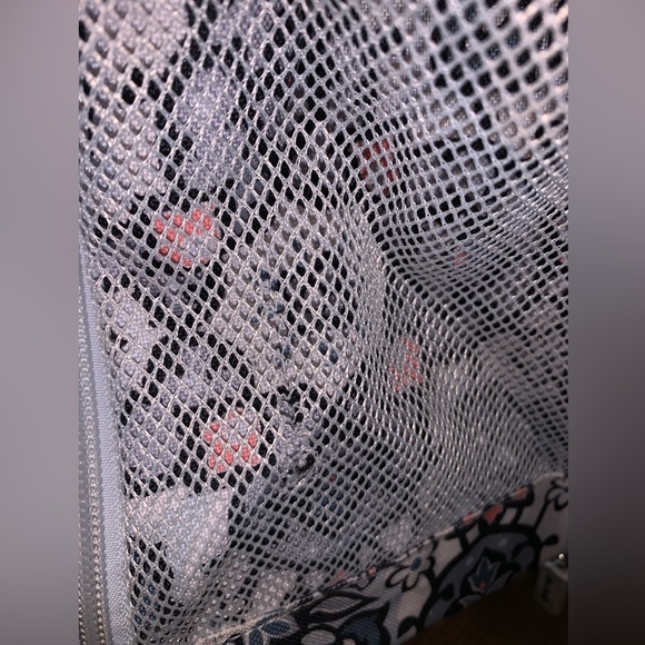 Vera Bradley Lighten Up Adventure Backpack! Great Colors & Floral Designs - Picture 9 of 12